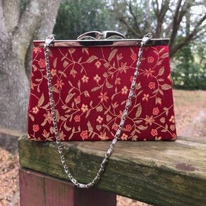 EARLY 2000s ASIAN INSPIRED CLUTCH
